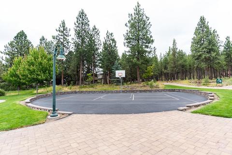 2492 NW Marken St, Bend, OR 97703 photo 13