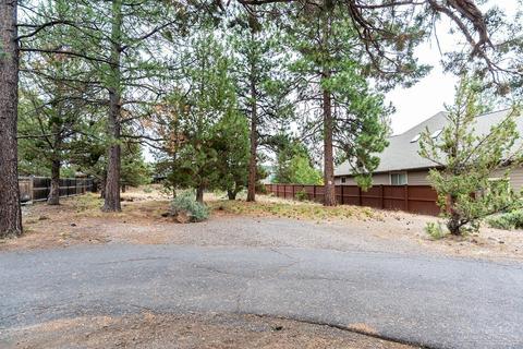 2492 NW Marken St, Bend, OR 97703 photo 5