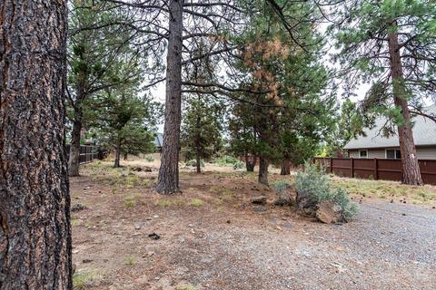 2492 NW Marken St, Bend, OR 97703 photo 8