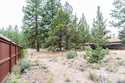 2492 NW Marken St, Bend, OR 97703 photo 11