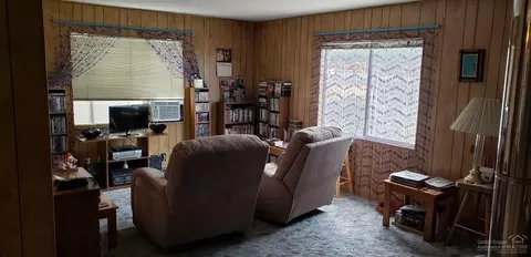 6540 SE Davis Loop, Prineville, OR 97754 photo 4