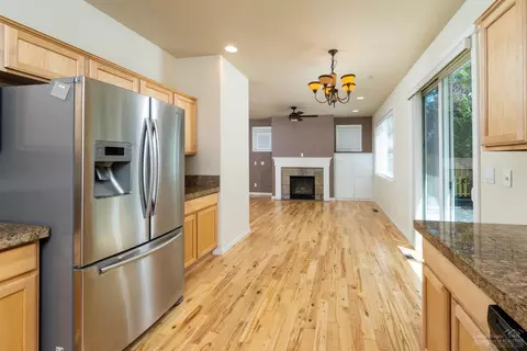 2879 NE Sedalia Loop, Bend, OR 97701 photo 5