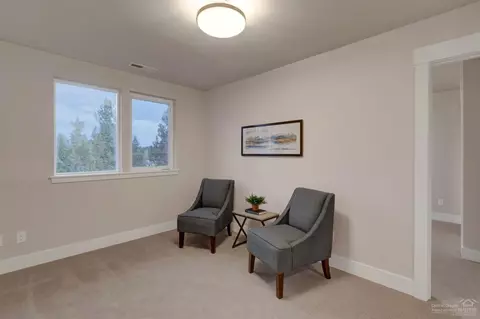 60121 SE Ruby Peak Loop, Bend, OR 97702 photo 18
