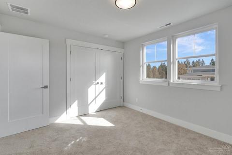 60118 SE Ruby Peak Loop, Bend, OR 97702 photo 21