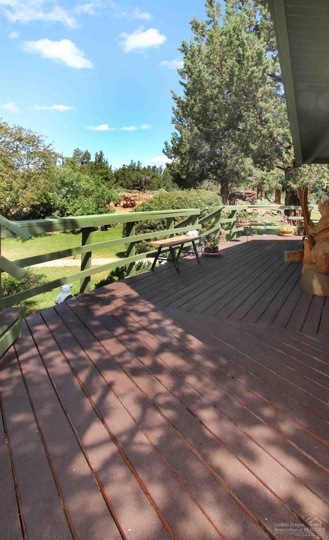 18245 E Plainview Rd, Bend, OR 97703 photo 6
