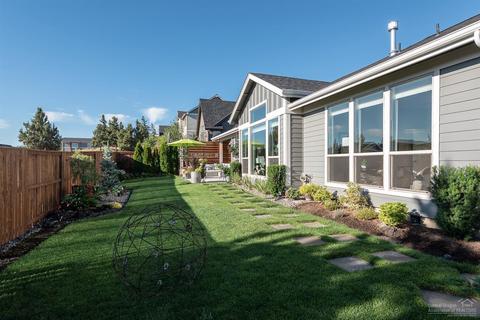 63194 NE Iner Loop, Bend, OR 97701 photo 22