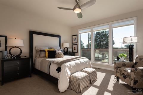 63194 NE Iner Loop, Bend, OR 97701 photo 13