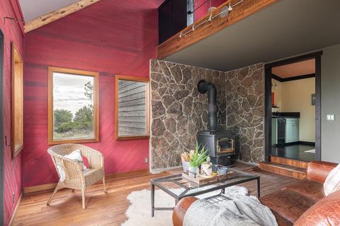21057 Gift Rd, Bend, OR 97703 photo 4
