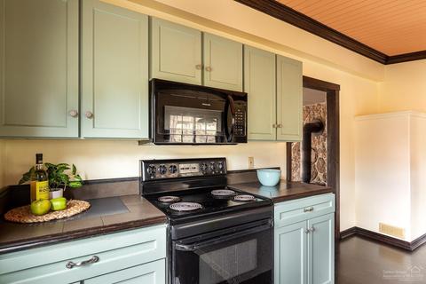 21057 Gift Rd, Bend, OR 97703 photo 6