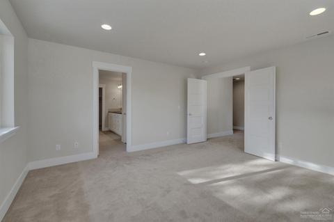 19983 Badger Rd, Bend, OR 97702 photo 12