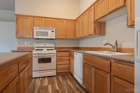 20541 Peak Ave, Bend, OR 97702 photo 10