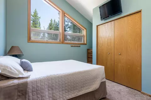 57282 Stag Ln, Sunriver, OR 97707 photo 7