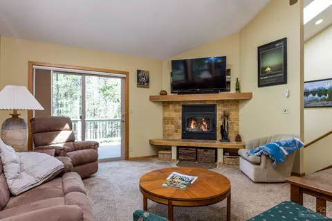 57282 Stag Ln, Sunriver, OR 97707 photo 2