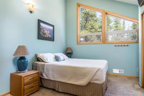 57282 Stag Ln, Sunriver, OR 97707 photo 8