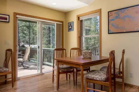 57282 Stag Ln, Sunriver, OR 97707 photo 4