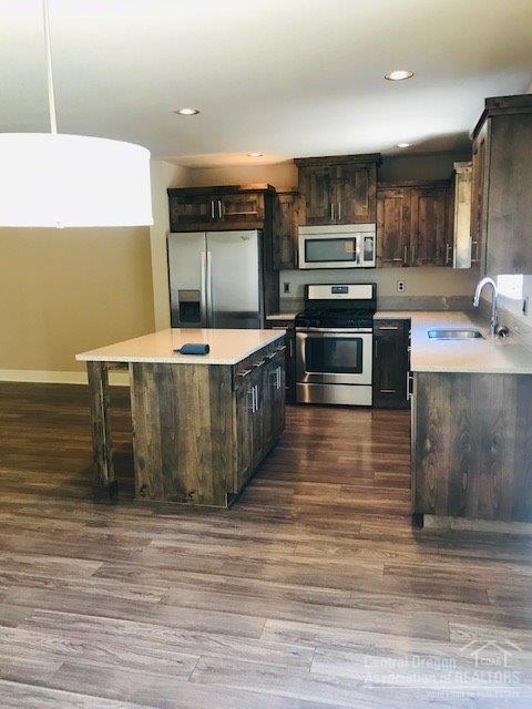 2363 NW Debron Ln, Bend, OR 97703 photo 4