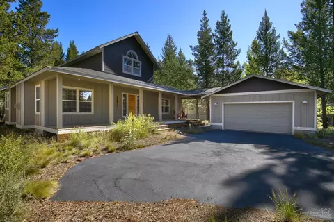 55779 Lost Rider Loop, Bend, OR 97707 photo 16