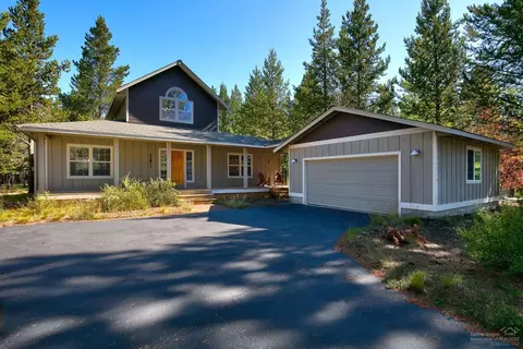 55779 Lost Rider Loop, Bend, OR 97707 photo 1