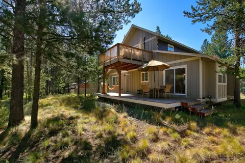55779 Lost Rider Loop, Bend, OR 97707 photo 3