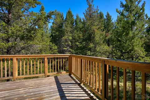 55779 Lost Rider Loop, Bend, OR 97707 photo 22