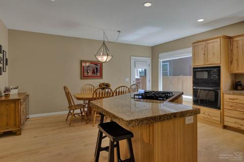 63216 Logan Ave, Bend, OR 97701 photo 11