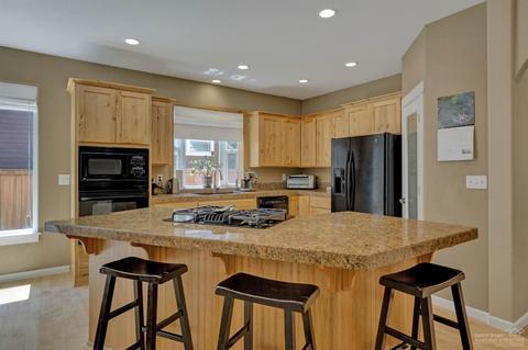 63216 Logan Ave, Bend, OR 97701 photo 8