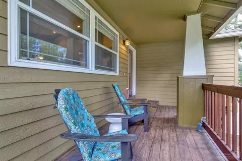 2639 NW Rainbow Ridge Dr, Bend, OR 97703 photo 3