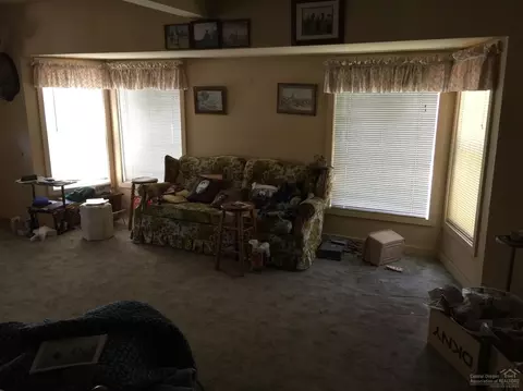 224 SE Rosenbaum St, Mitchell, OR 97750 photo 13