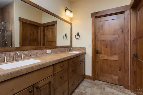 60430 Snap Shot Loop, Bend, OR 97702 photo 18