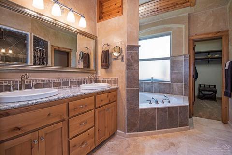 55015 Mallard Dr, Bend, OR 97707 photo 13