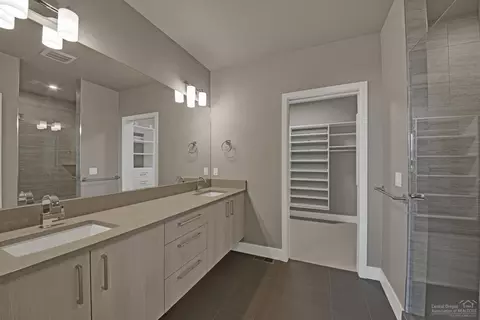 19151 Gateway Loop, Bend, OR 97702 photo 10