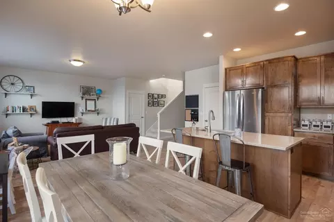 61589 Alstrup Rd, Bend, OR 97702 photo 6