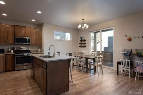61589 Alstrup Rd, Bend, OR 97702 photo 7