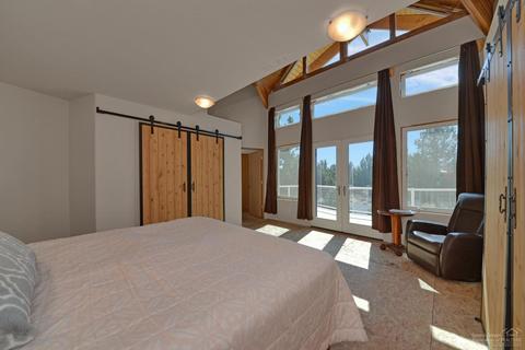 23065 Bacchus, Bend, OR 97702 photo 7