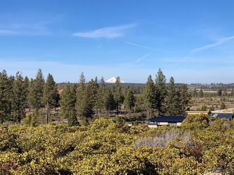 19190 Gateway Loop Loop, Bend, OR 97702 photo 19