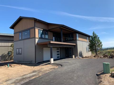 19190 Gateway Loop Loop, Bend, OR 97702 photo 3