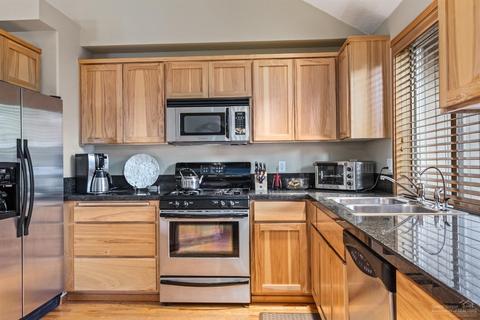 19960 Quail Pine Loop, Bend, OR 97702 photo 7