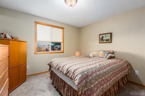 19960 Quail Pine Loop, Bend, OR 97702 photo 16