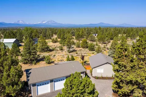 66925 Central St, Bend, OR 97703 photo 1