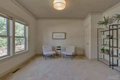 61438 Linton Loop, Bend, OR 97702 photo 3
