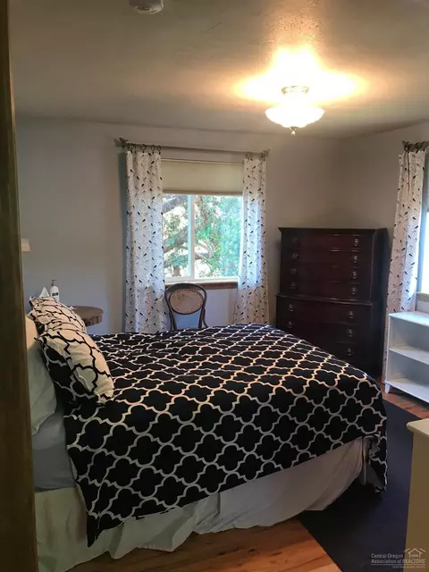 61225 SE Victory Loop, Bend, OR 97702 photo 20