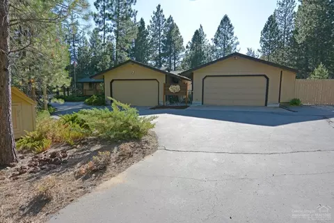 53211 Andrews Rd, La Pine, OR 97739 photo 2