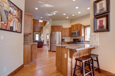 18199 Oregon Loop, Sunriver, OR 97707 photo 6