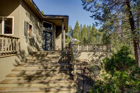 18199 Oregon Loop, Sunriver, OR 97707 photo 1