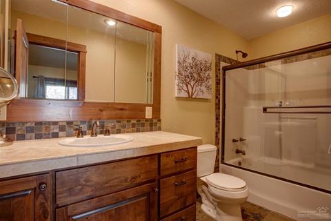 18199 Oregon Loop, Sunriver, OR 97707 photo 13