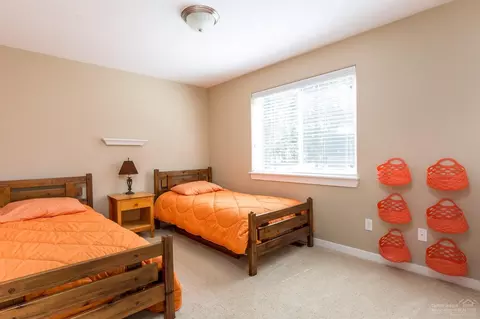 56085 Marsh Hawk Rd, Bend, OR 97707 photo 15
