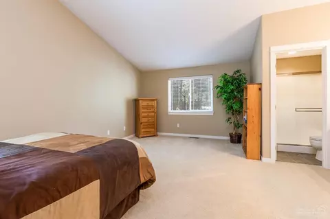 56085 Marsh Hawk Rd, Bend, OR 97707 photo 17
