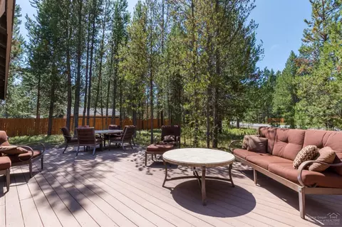 56085 Marsh Hawk Rd, Bend, OR 97707 photo 10