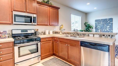 20535 SE Cameron Ave, Bend, OR 97702 photo 7