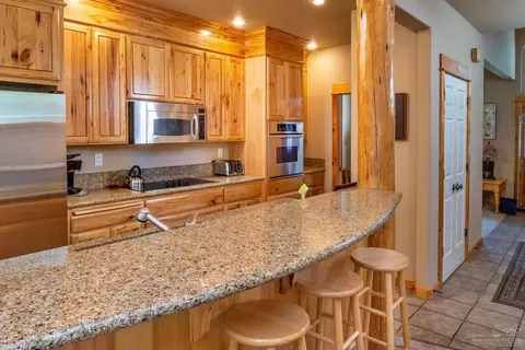 57685 Poplar Loop, Sunriver, OR 97707 photo 6